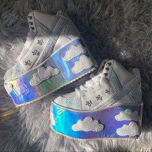 YRU Cloud Qozmo Platforms